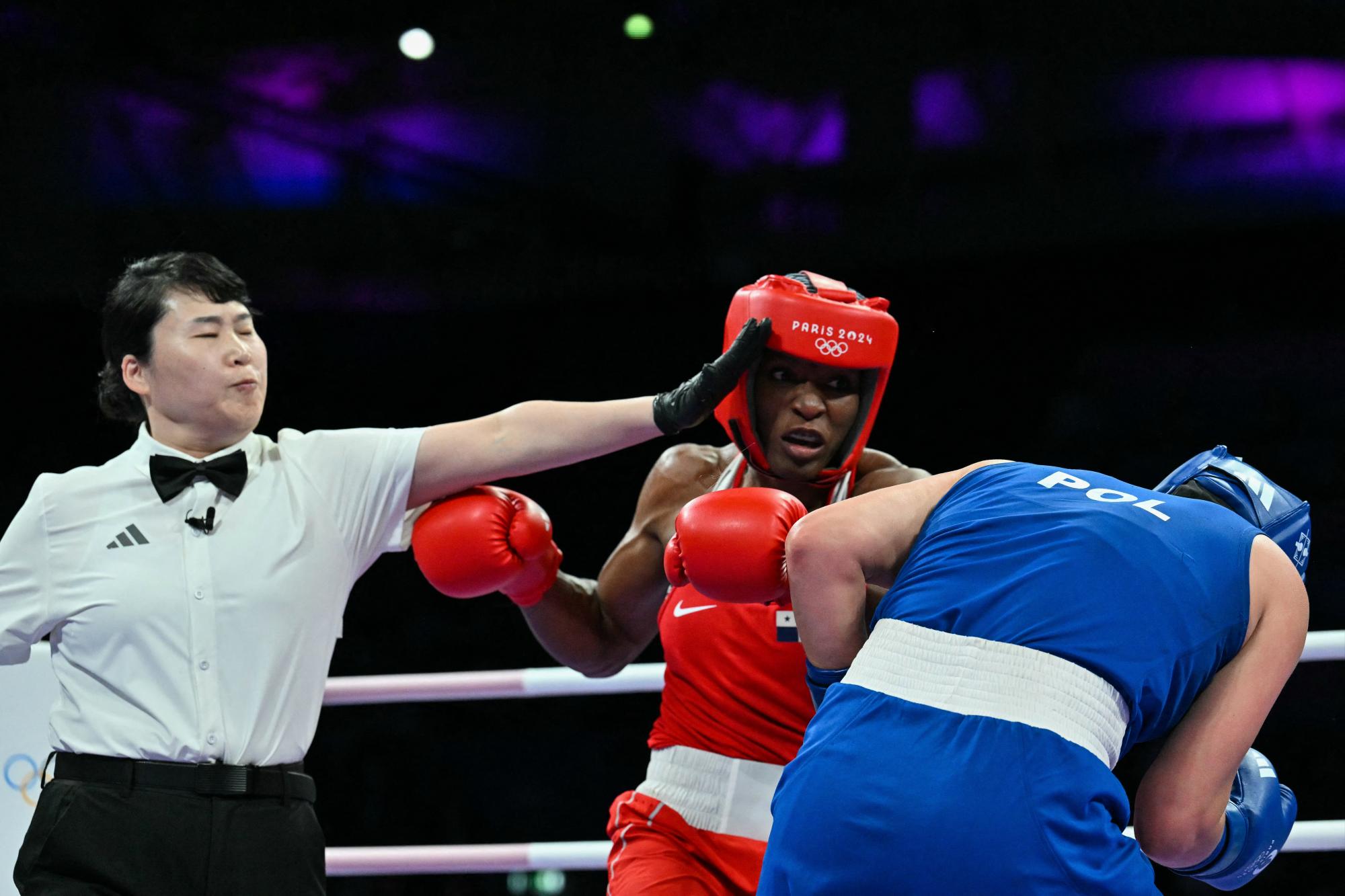 La panameña Atheyna Bibeichi Bylon aseguró medalla tras avanzar de los cuartos de final del peso pesado en boxeo (75kg).