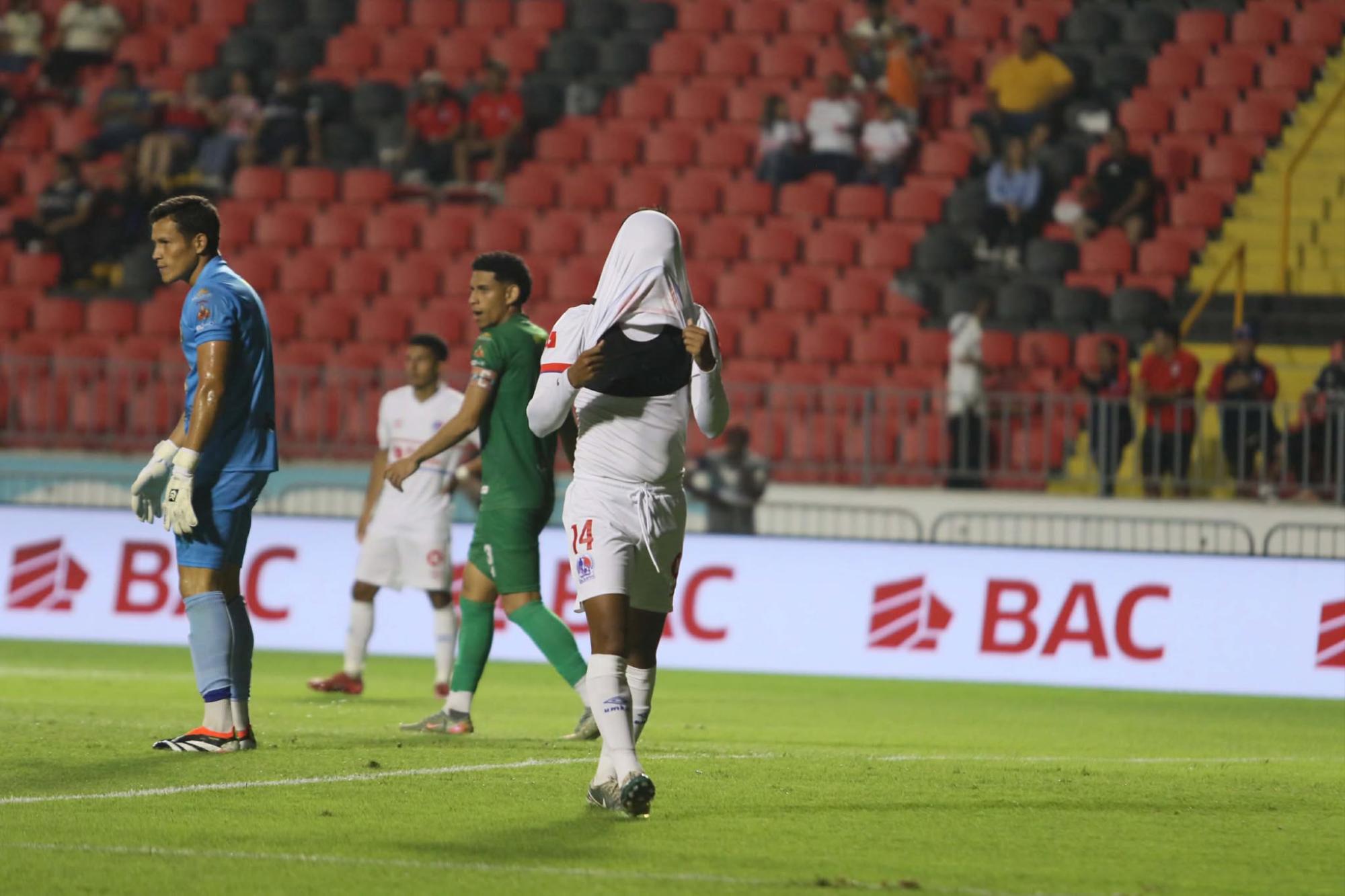 ¡Arde la liguilla! Olimpia goleó a Platense, Motagua perdió vs UPNFM y se lo bajaron del liderato