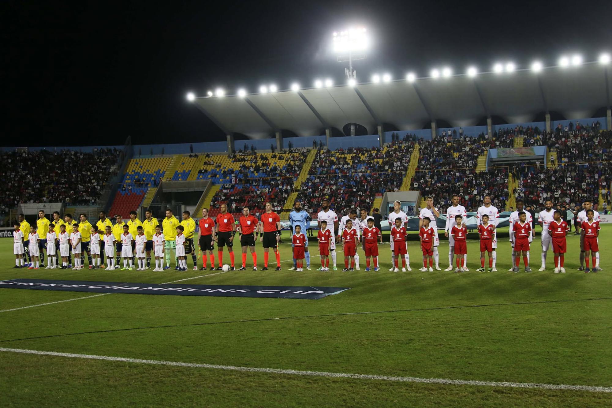 Formaciones de los dos clubes para el encuentro de esta noche.