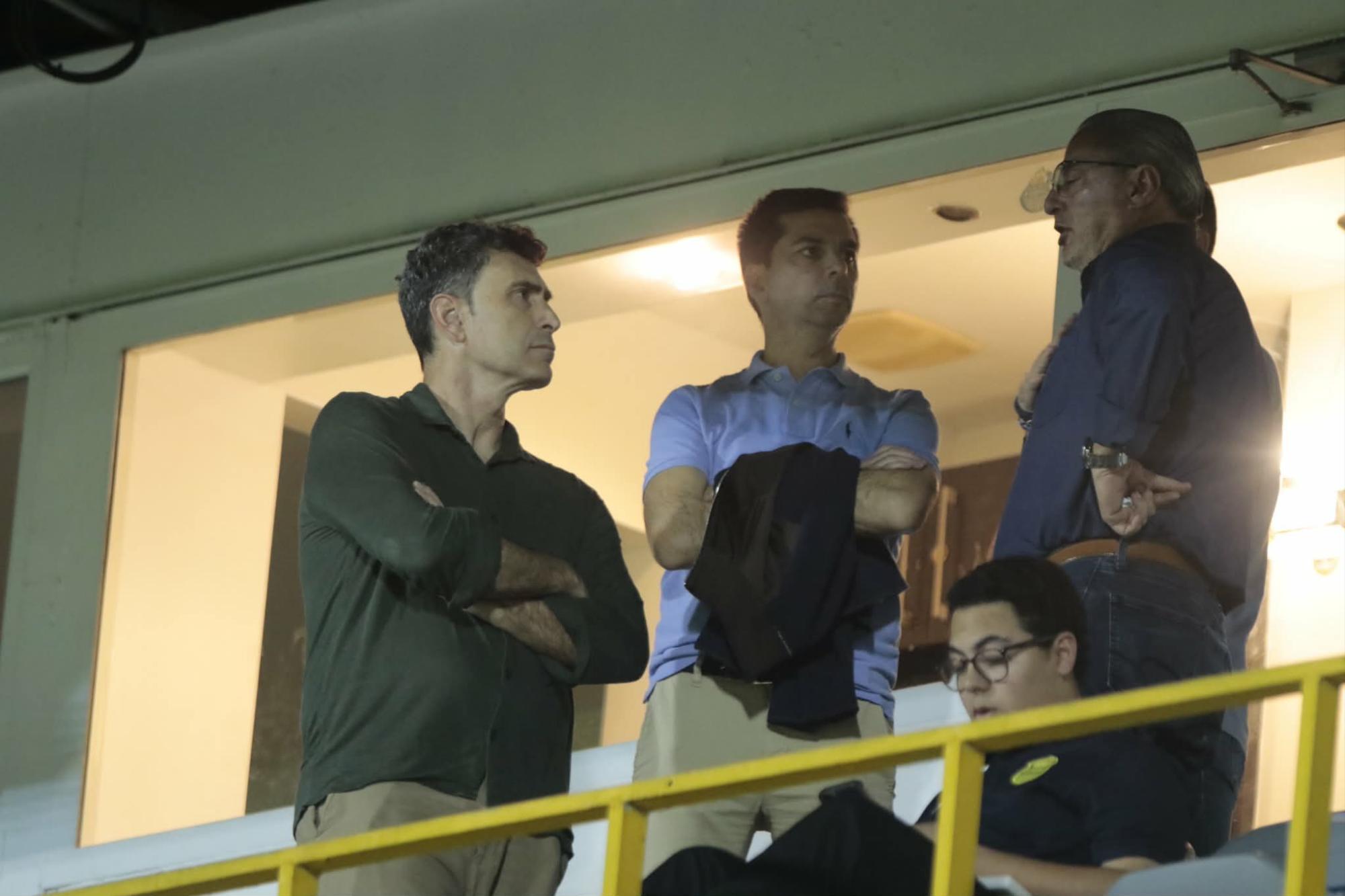 ¿Qué andan haciendo? Así ha sido por San Pedro Sula la gira del cuerpo técnico de Honduras encabezado por Paco Molina