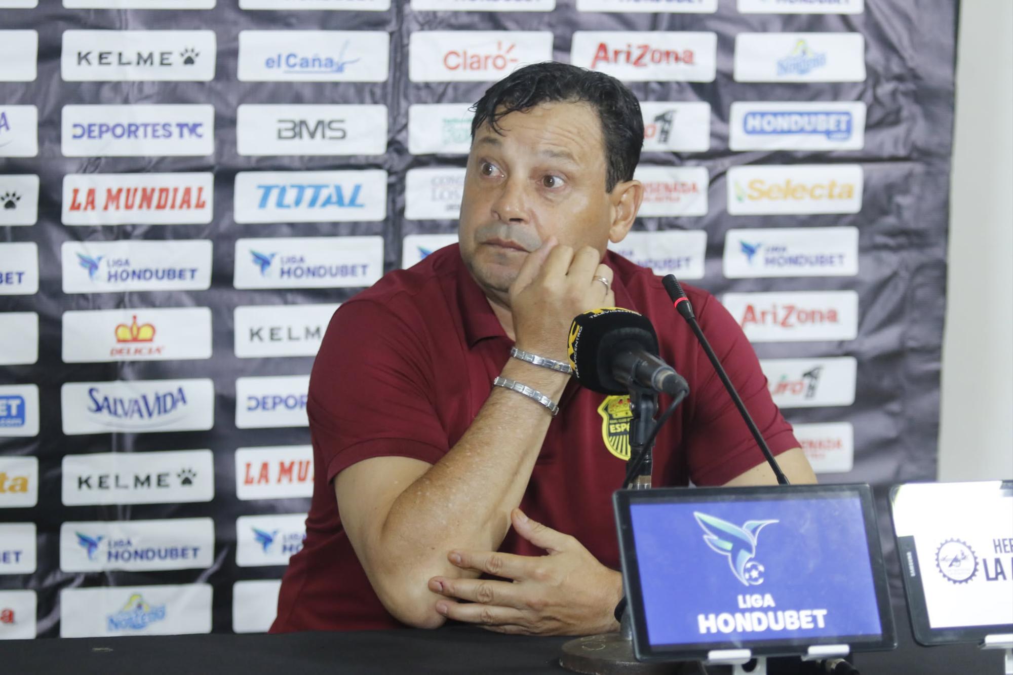 Jeaustin Campos fue muy explícito en la conferencia de prensa del Real España.