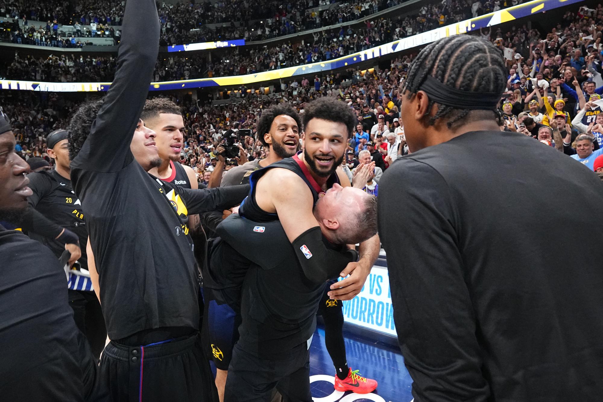 Jamal Murray fue el héroe de los Denver Nuggets ante Los Angeles Lakers en el Ball Arena de Denver, Colorado.