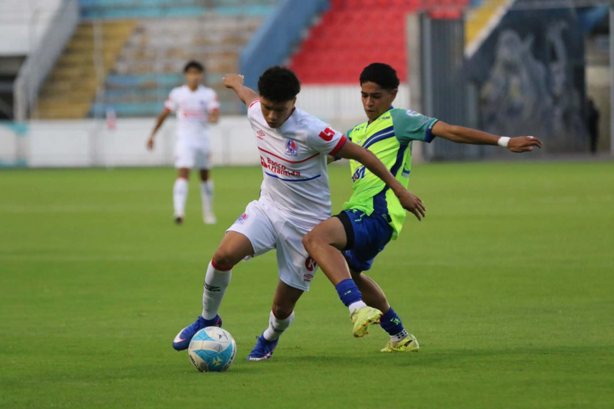 Olimpia ganó los dos partidos de la gran final y por el mismo marcador, 3-1.