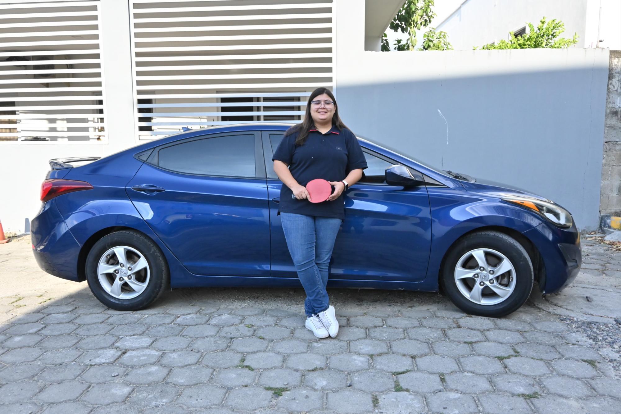Eilym Pereira labora de Uber para sostenerse y poder seguir jugando al tenis de mesa.