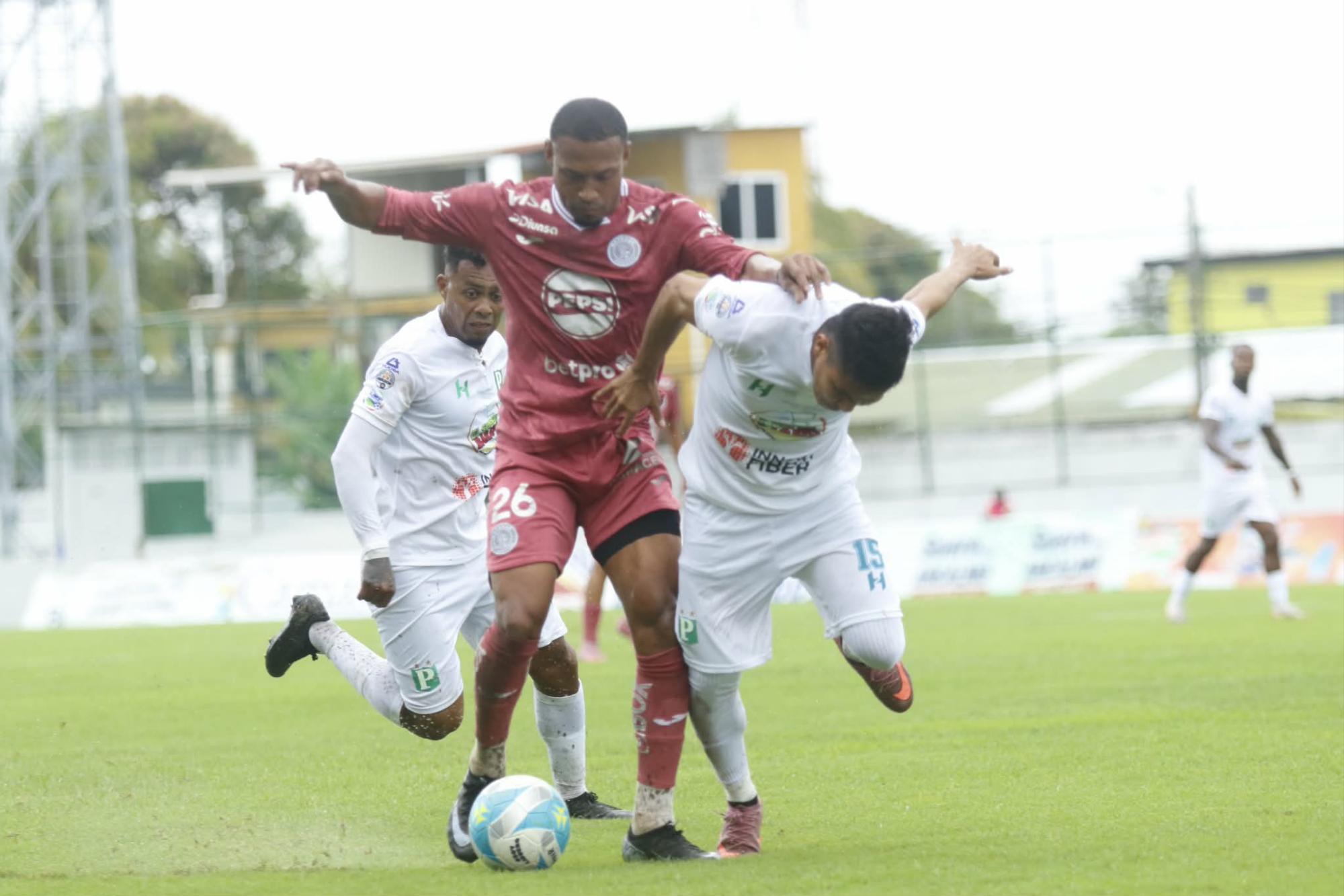 EN VIVO: Jhon Kléber rompe el cerrojo del Platense y Motagua está venciendo a los escualos en Puerto Cortés