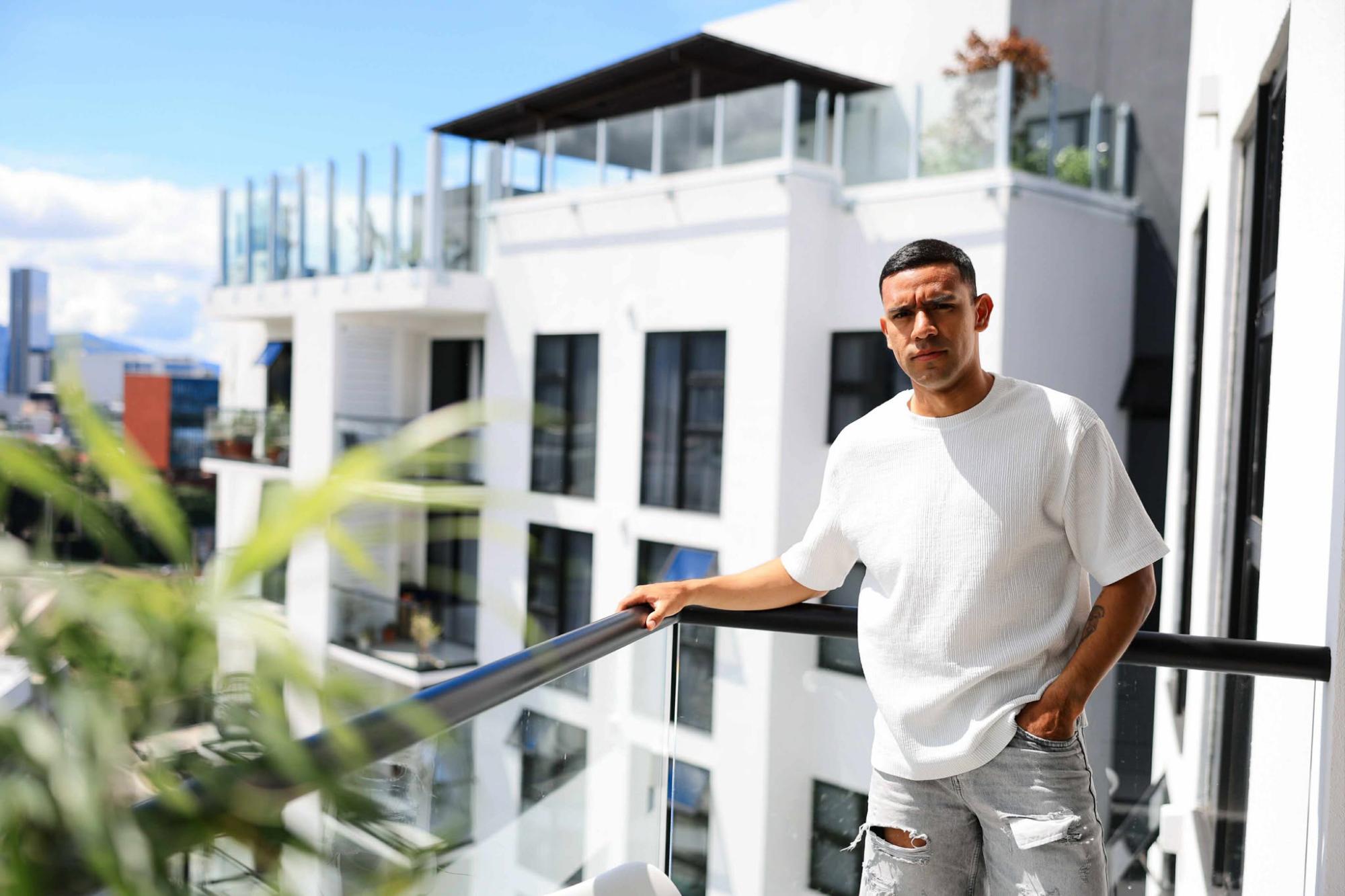 Reyes, jugador del Sporting, vive al máximo sus días como legionario en Costa Rica. FOTO: Yoseph Amaya / DIEZ.HN