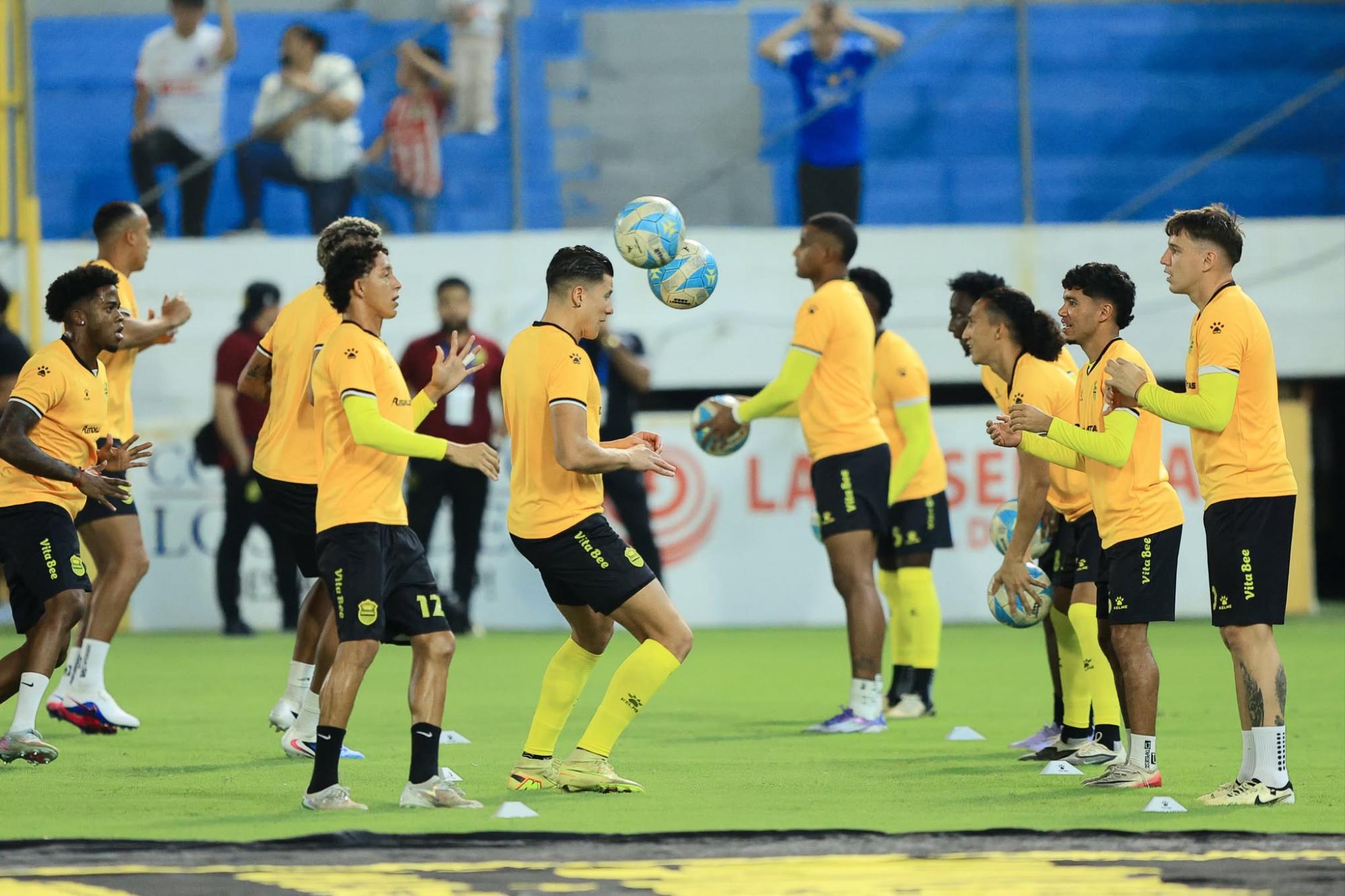 EN VIVO: ¡Real España erró lanzamiento penal y Olimpia continúa ganando el clásico en el Morazán!