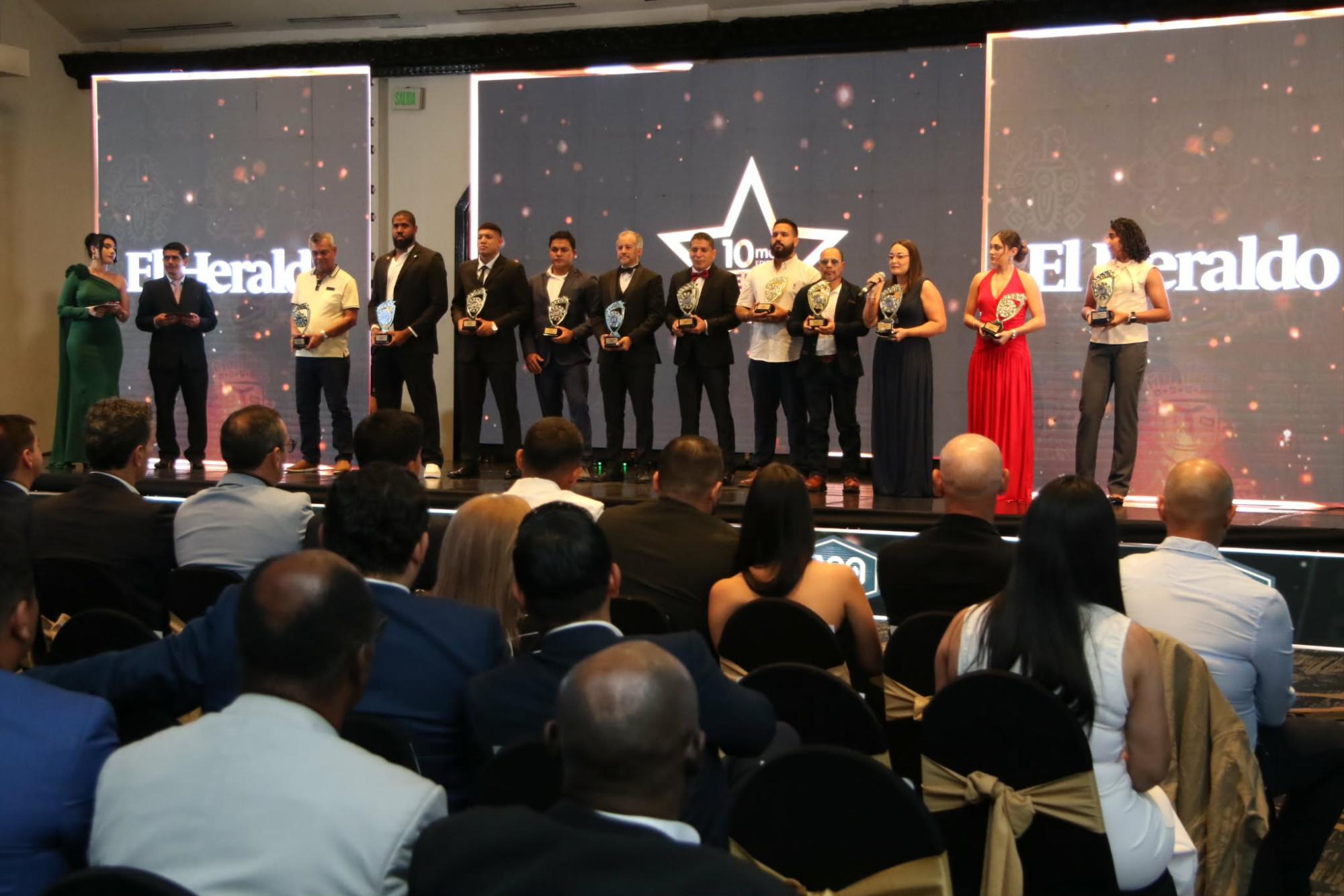 DIEZ también premió a lo mejor de los otros deportes en Honduras.