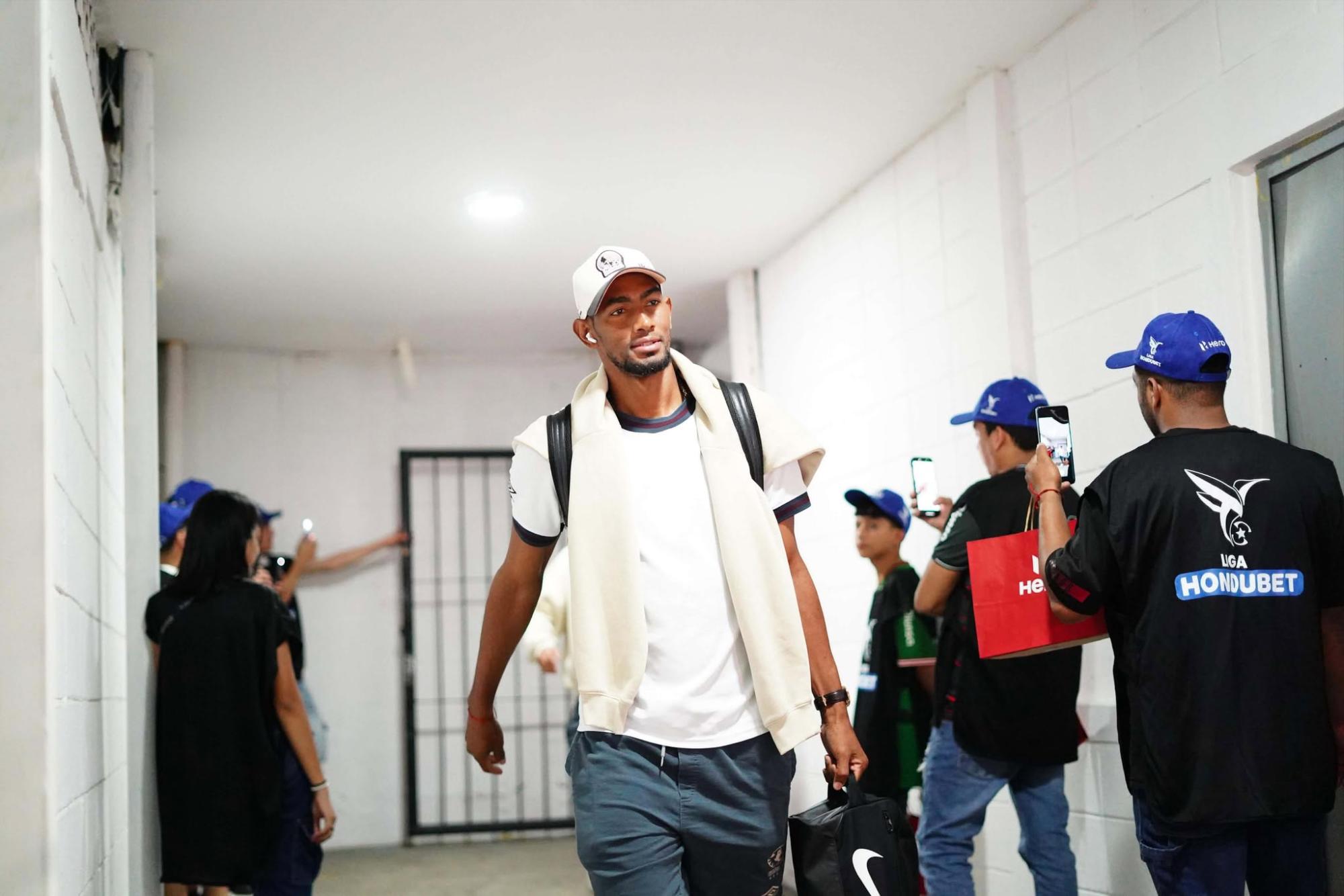 EN VIVO: Marathón y Olimpia ya juegan en el estadio Morazán por las Triangulares de Liga