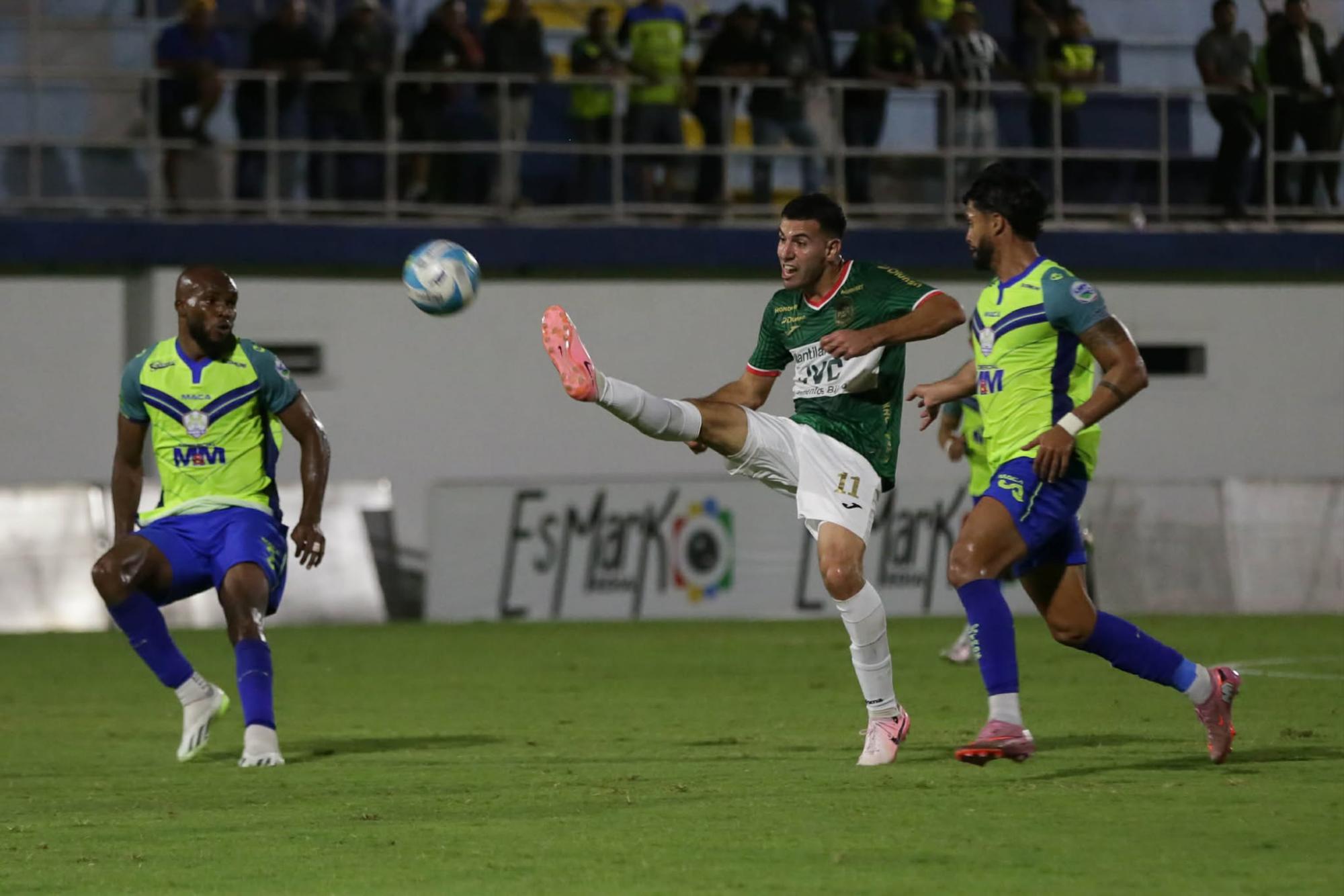 Marathón golea al Olancho FC por la Triangular Final y se enfila rumbo a la finalísima de la Liga Nacional de Honduras