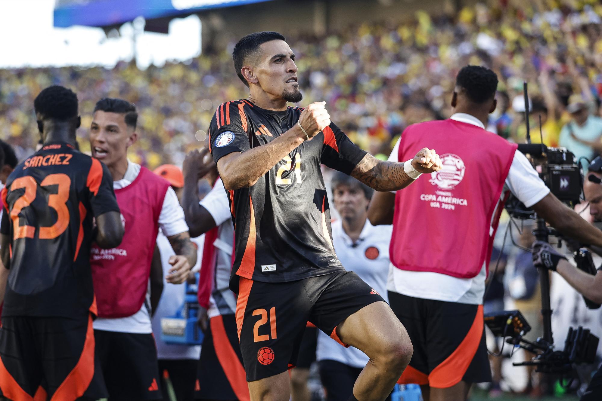 Daniel Muñoz fue el MVP del partido. Controló a Vinicius, tuvo un partidazo en defensiva y anotó el gol del empate.