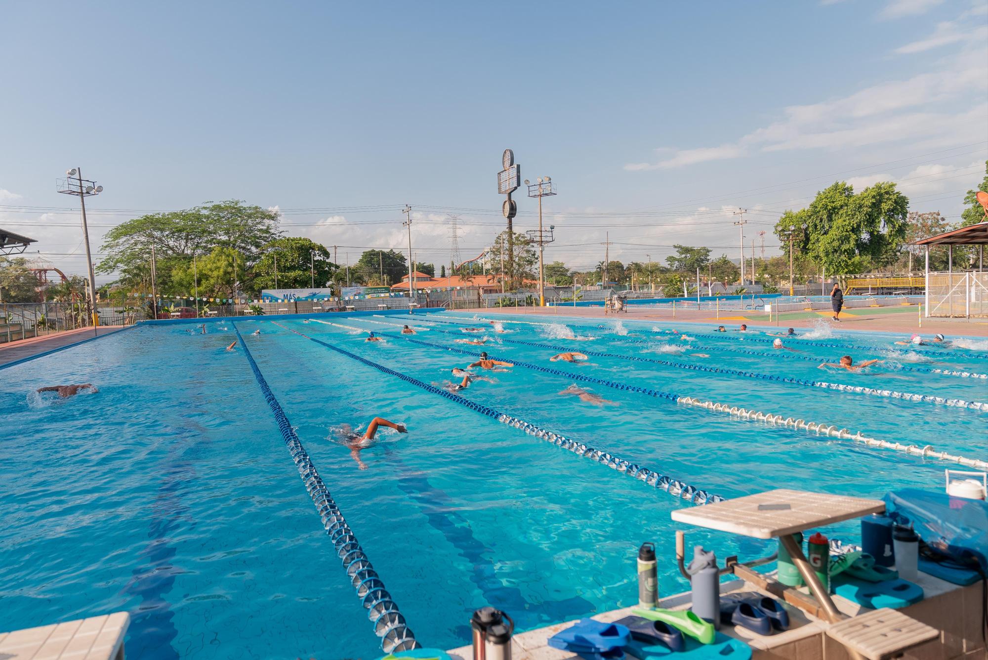 Instalaciones de entrenamiento del Club de Natación Municipalidad de San Pedro Sula.
