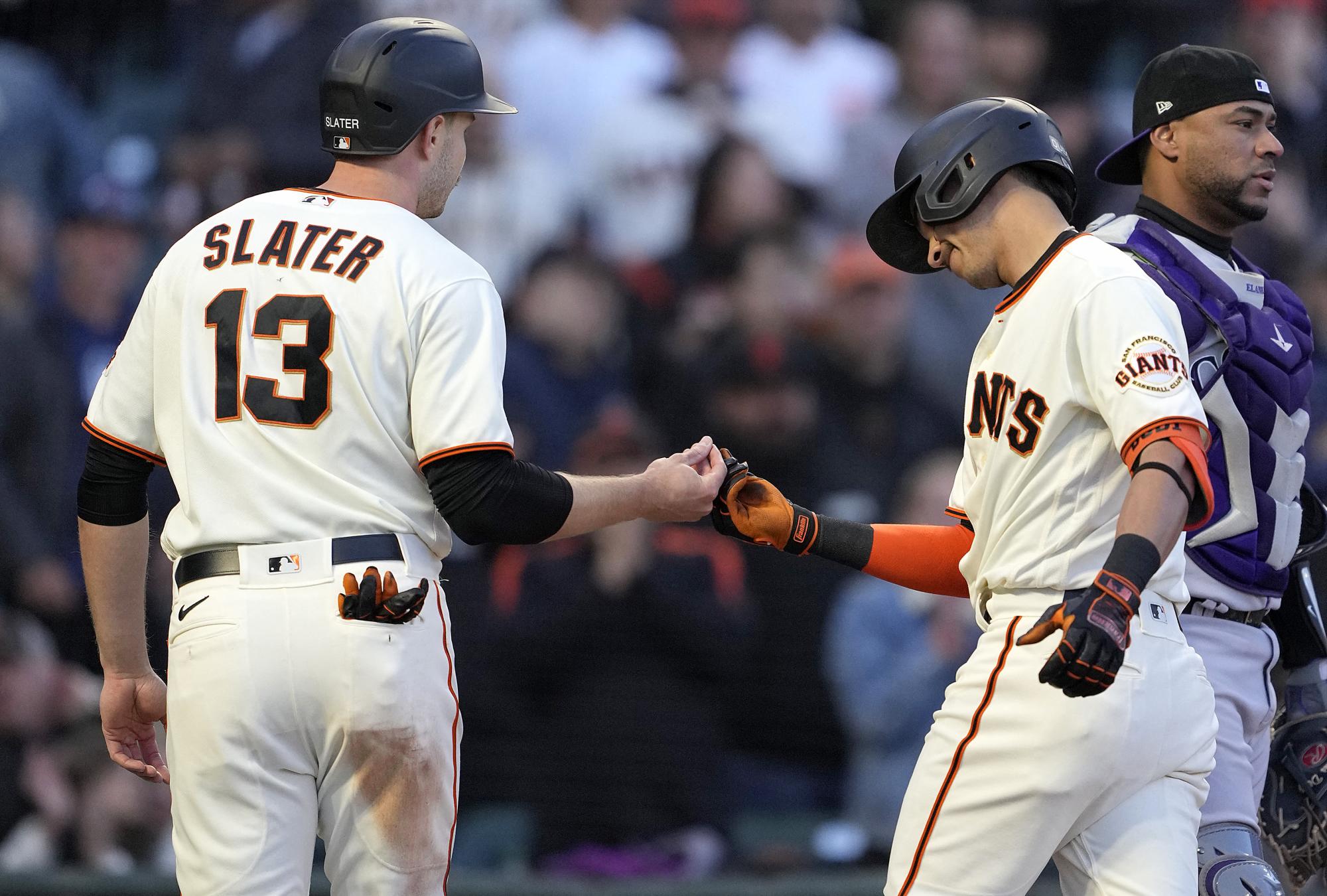 ¡On-fire! Mauricio Dubón conecta su segundo jonrón del 2022 y es figura en triunfo de los Gigantes ante Rockies