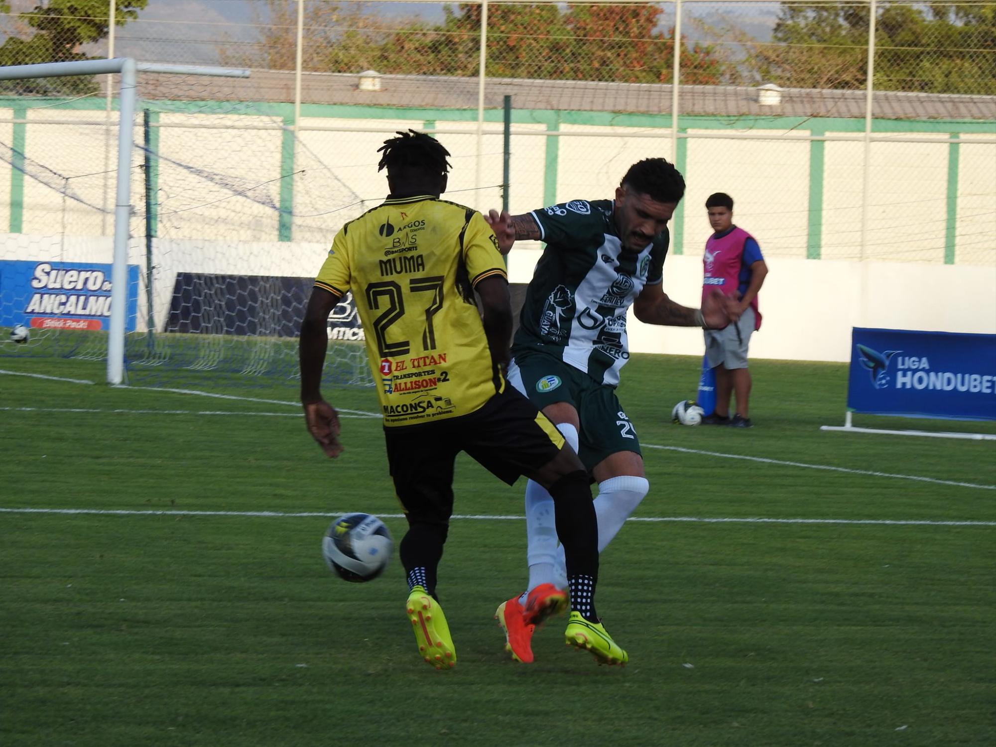 Juticalpa FC volvió a perder para jugarse su salvación en la última fecha y Génesis FC tocó las puertas de la liguilla