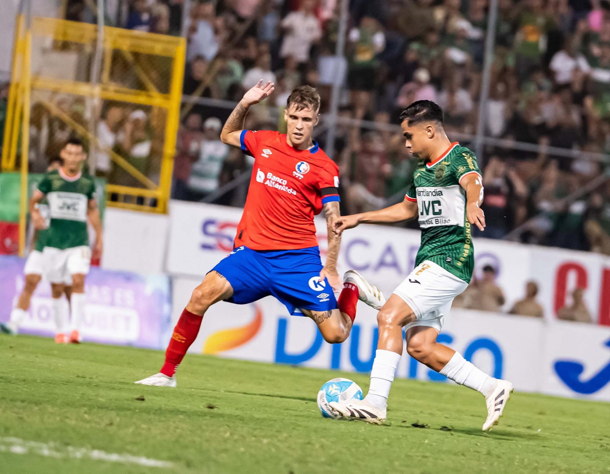 Mazazo al bicampeón: Marathón doblega al Olimpia y lo elimina del Clausura 2026