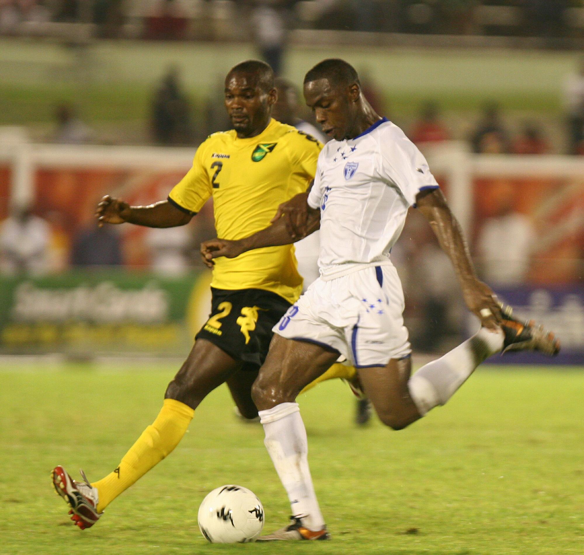Honduras cayó ante Jamaica en el único partido que dirigió Reinaldo Rueda en Kingston. Fue en 2008 por las eliminatorias.