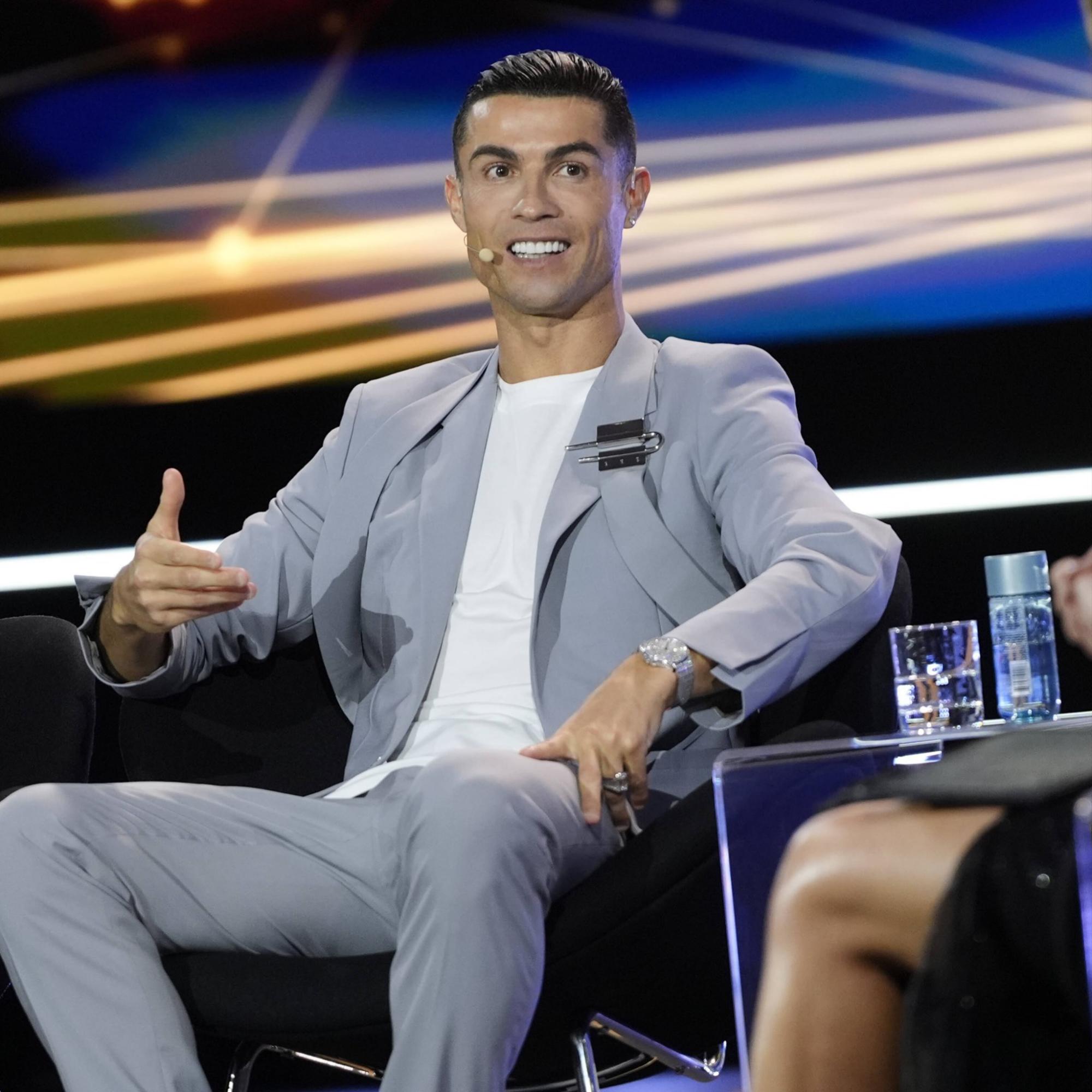 Cristiano Ronaldo aseguró que nunca será director técnico en la gala de los Globe Soccer Awards.