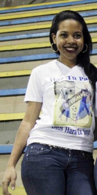 Las elegantes esposas y novias de los futbolistas de la Liga Nacional de las semis