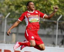 El delantero hondureño Rony Martínez espera definir su futuro lo más pronto posible.