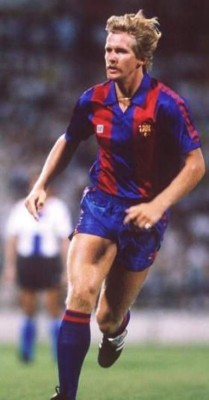 Futbolistas que vistieron la camiseta de Real Madrid y de Barcelona