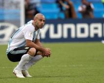 Mascherano terminó su carrera con Argentina con las botas puestas, se quebró al anunciar su retiro. Foto: EFE.