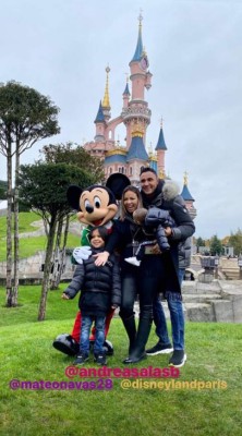 FOTOS: Keylor Navas disfruta de Disneyland en París junto a su 'hermano' Neymar