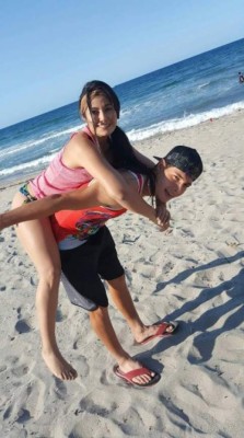 Conoce a las bellas novias y esposas de los jugadores del líder Real España