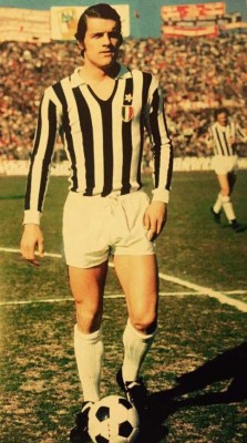 Así eran las camisas de los equipos grandes del mundo hace 40 años