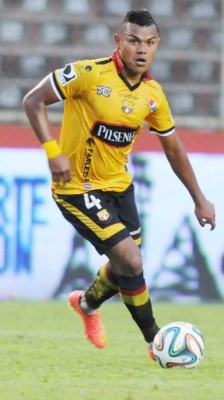 Jugadores hondureños que no les fue bien en el fútbol de Sudamérica