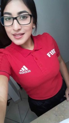 Martha Nohemi Rios, la bella árbitro hondureña que sueña con llegar a Liga Nacional