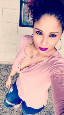 Waldina Mejía, la bella entrenadora del equipo femenino de Real España