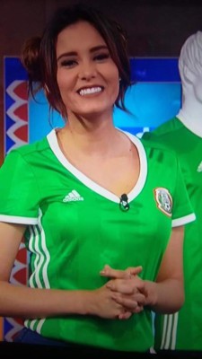 ¡Preciosa! Bárbara Islas, la ficha de Televisa para Rusia 2018