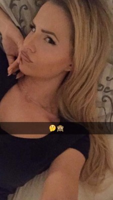 Janina Neoral, la exuberante novia alemana del jugador mexicano Marco Fabian