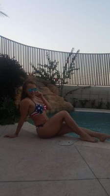 ¿Quién es Isabel Zambrano, la hermosa y sexy chica de los deportes en Televicentro?