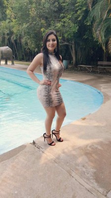 Ariana Herchi, la guapísima fan del Marathón, enciende las redes sociales con sus fotos