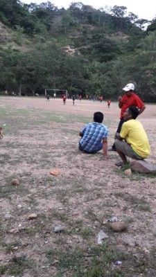 FOTOS: Exóticas canchas en Honduras donde juegan fútbol burocrático