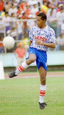 Futbolistas de renombre que pudieron jugar en Honduras con los cuatro grandes