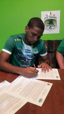 RUMORES Y FICHAJES: ¡Panameños agitan el mercado y Abreu confirma su regreso!