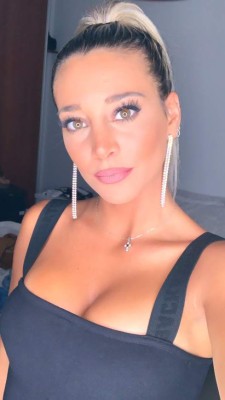 ¡Increíble! La sexy Sol Pérez reveló por qué cortó relación con figura de River Plate