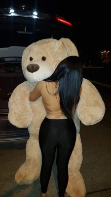 Las últimas fotos de Ariana Herchi que incendian las redes