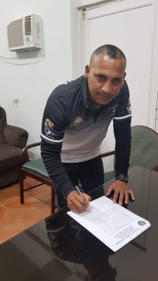 Rumores: Olimpia saca la chequera y presenta a dos jugadores, Honduras Progreso igual