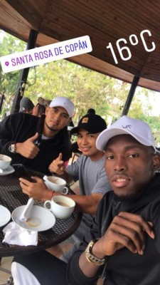 Así son las vacaciones del delantero Alberth Elis en Honduras