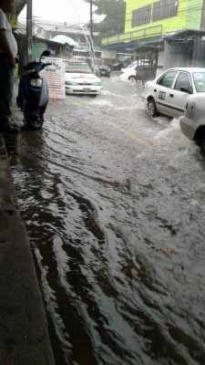 Colapsa San Pedro Sula: Fuerte lluvia provoca caos e inundaciones