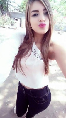 Esthefany Rodríguez, la guapísima catracha que flechó a futbolista colombiano