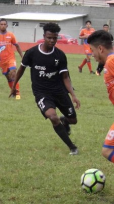 MERCADO: Futbolistas de Olimpia no saben dónde jugarán y Najar es noticia