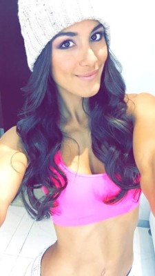 ¡BOMBAZO! Televisa deja de lado la belleza de México y ficha a sexy costarricense