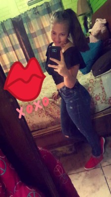 Así es Delma Merari, la futura esposa del delantero Erick Andino