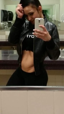 ¿Qué fue de Mabiza Caravante, la sexy modelo y bella aficionada de Real España?