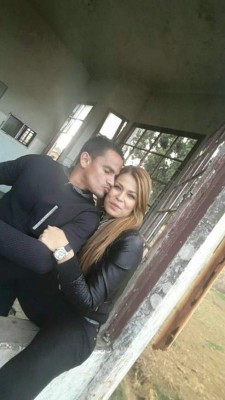 ¡Hermosa diputada! Pareja de futbolista tico embellece la política de su país