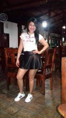 FOTOS: Así es Jeimi, la sexy aficionada de Marathón que enamora en los estadios